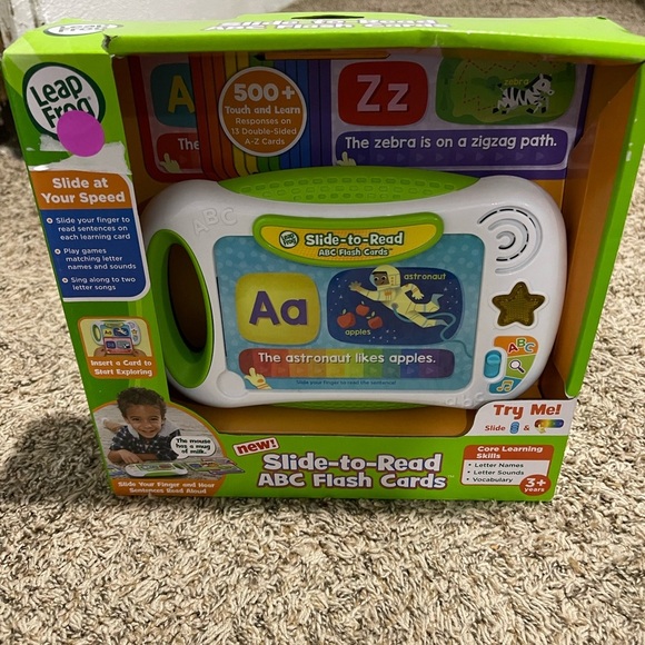Slide-to-Read ABC Flash Cards - Green - Picture 1 of 1